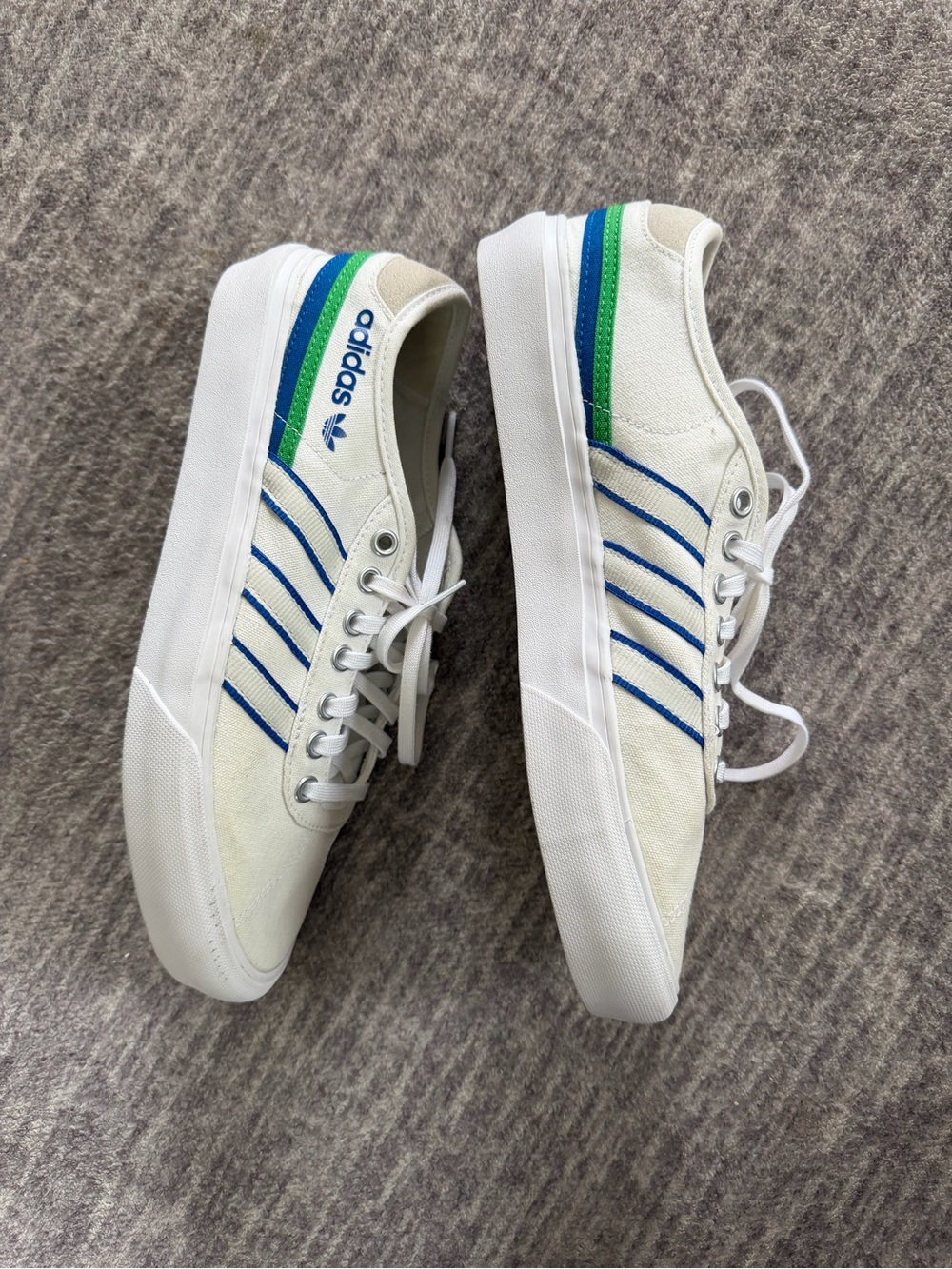 Adidas Delpala shoes size 8 (MENS SIZE) - Picture 3 of 9
